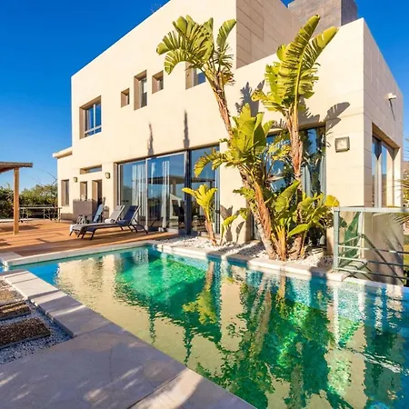 Luxury With Swimming Pool And Amazing Views Willa Malaga
